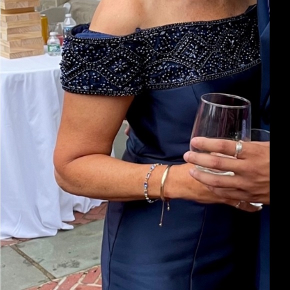 MARSONI NAVY OFF SHOULDERS ELEGANT SATIN GOWN size 10 MV1184 Fit & Flare gown. - Picture 7 of 7